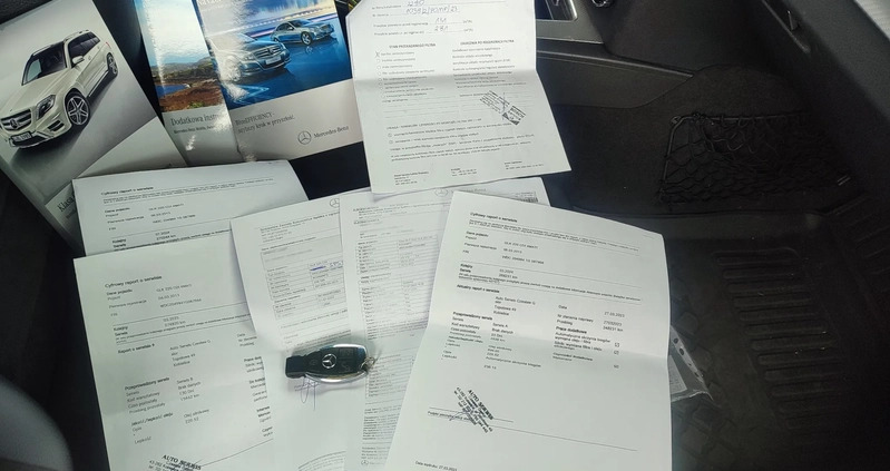 Mercedes-Benz GLK cena 74900 przebieg: 255000, rok produkcji 2013 z Pszczyna małe 106
